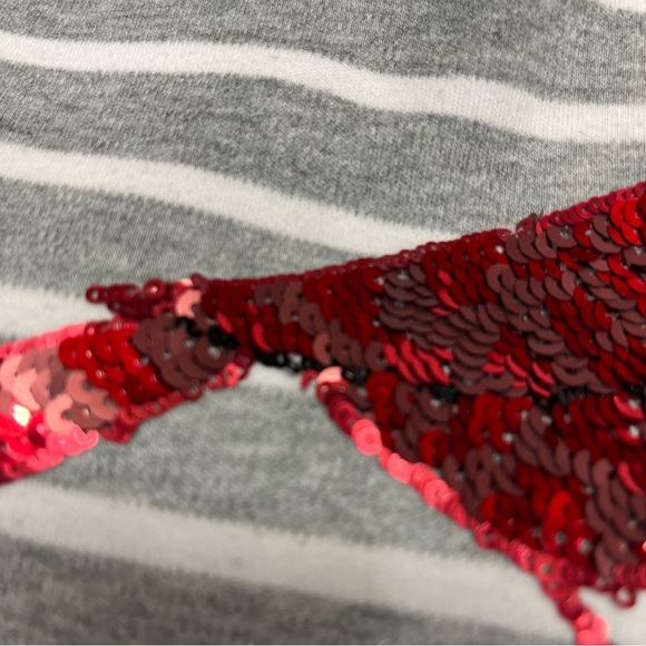 Quacker Factory Gray Cardinal Sequin Striped Top - Picture 4 of 9